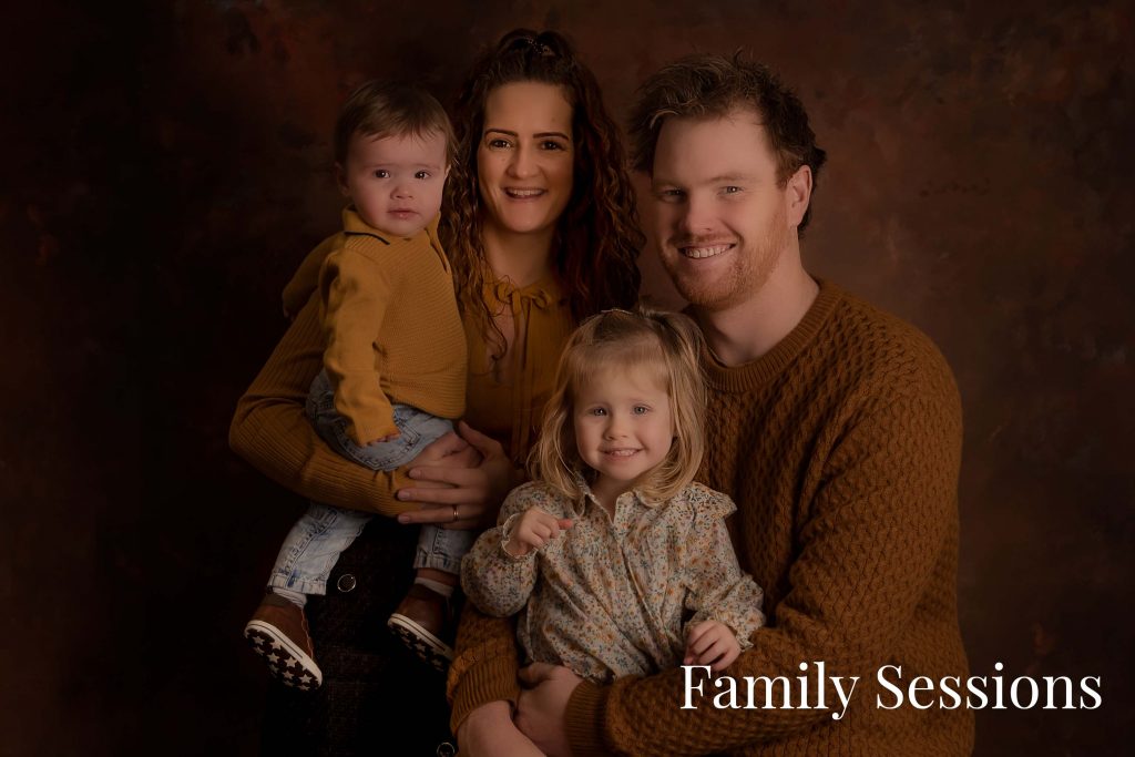 family photo link to family photography sessions