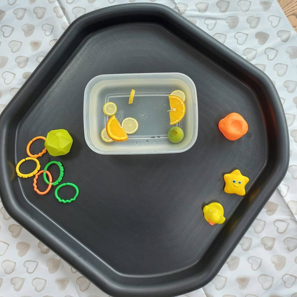 citrus water play tray